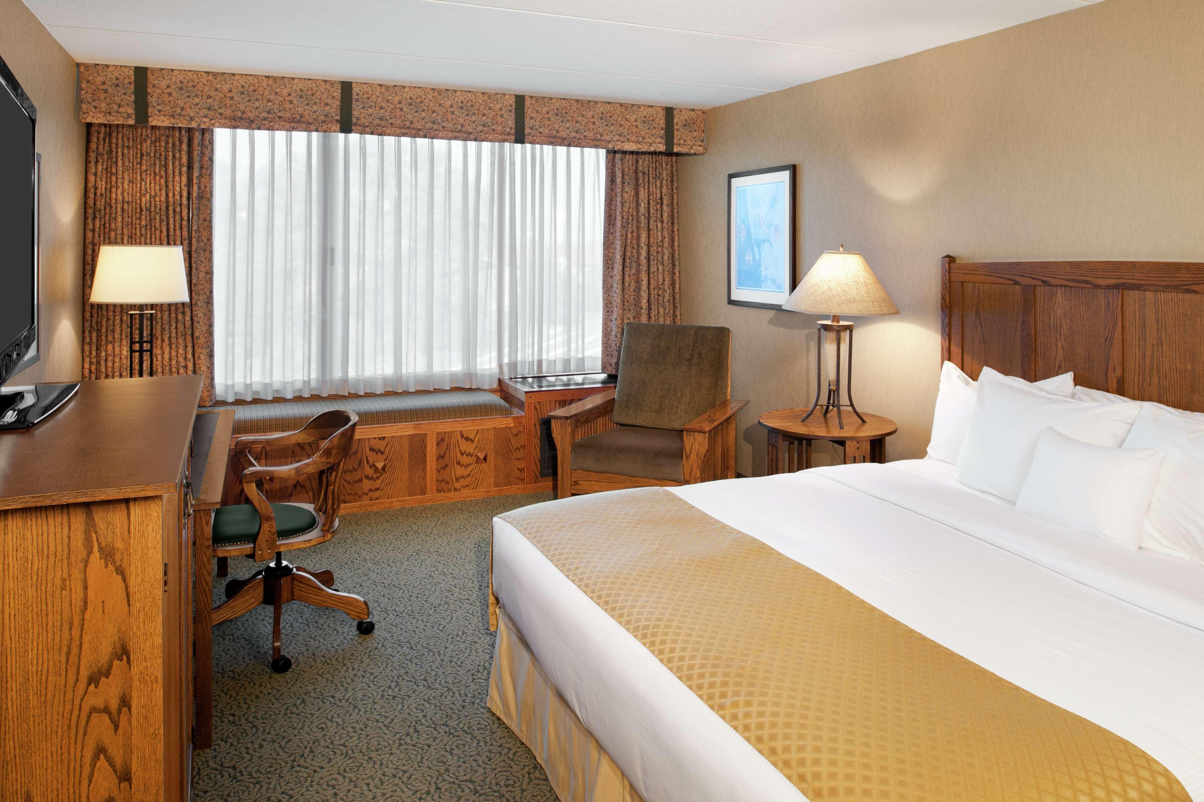 Doubletree By Hilton Libertyville-Mundelein Room photo