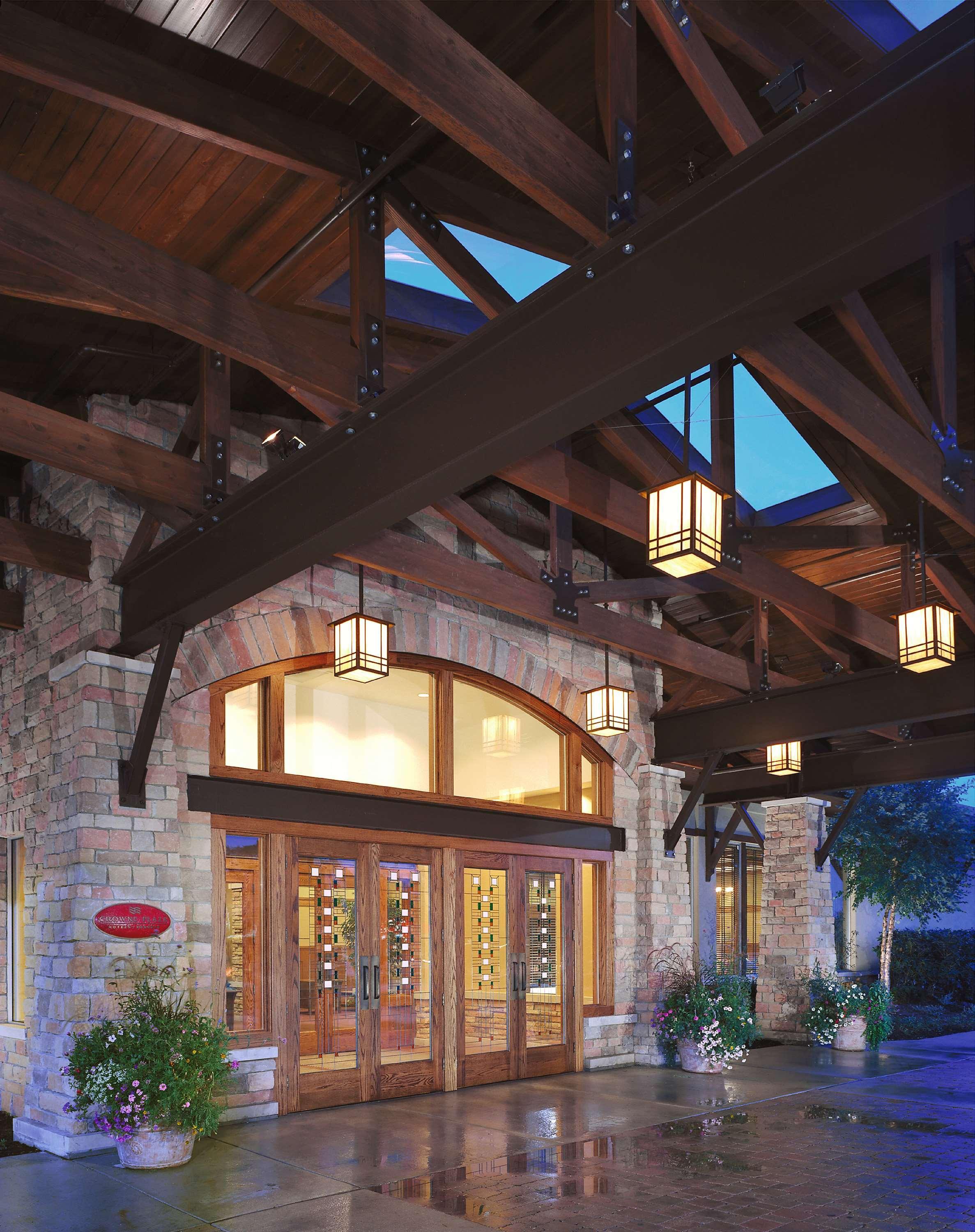 Doubletree By Hilton Libertyville-Mundelein Exterior photo